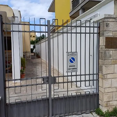 بيت ضيافة Annavi Casa Vacanza *